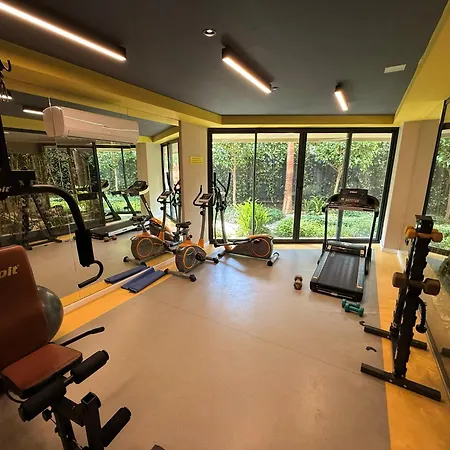 Апартаменти Sa Apartments! Luxury 2bd Duplex, 150m To The *
